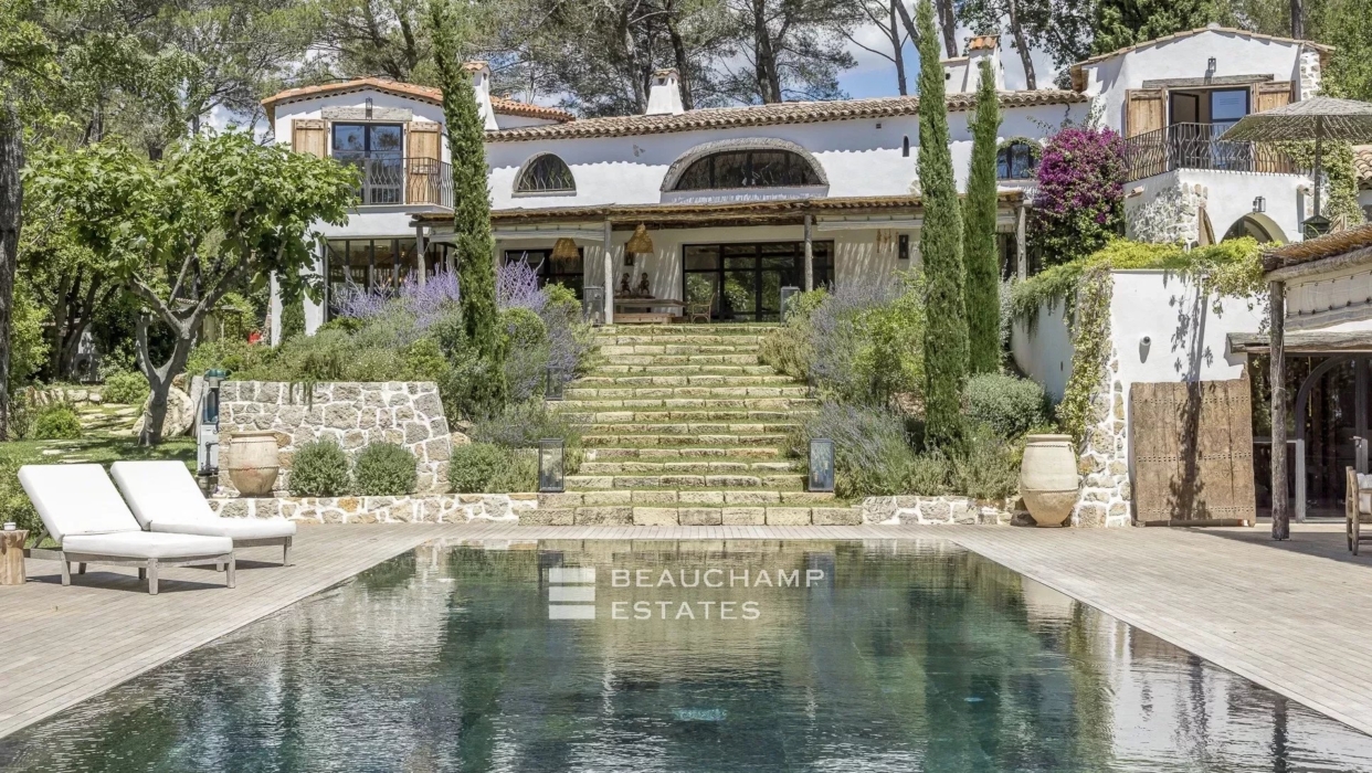 Exceptional Property in Mougins 2024